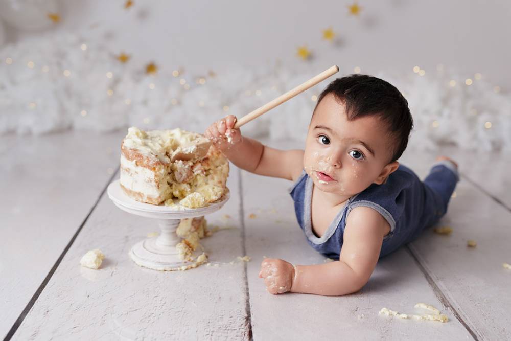 anniversaire-bebe-etoiles-gateau-smash-cake