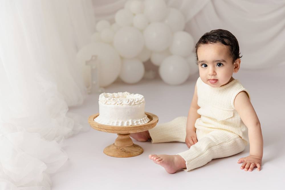 clean smash cake anniversaire